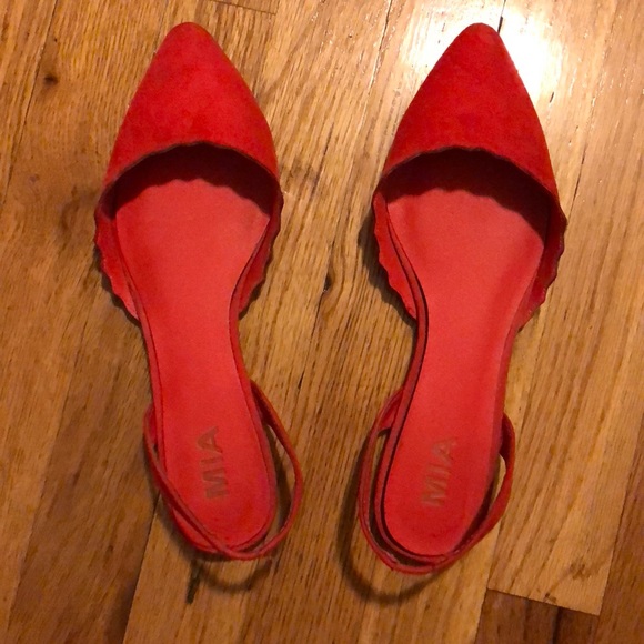 Mia Shoes - ⬇️🎊Cute red pointed flats